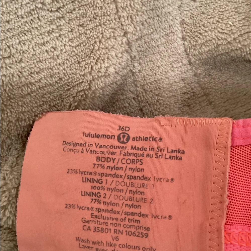 lululemon athletica Ta Ta Tamer II Sports Bra in Coral